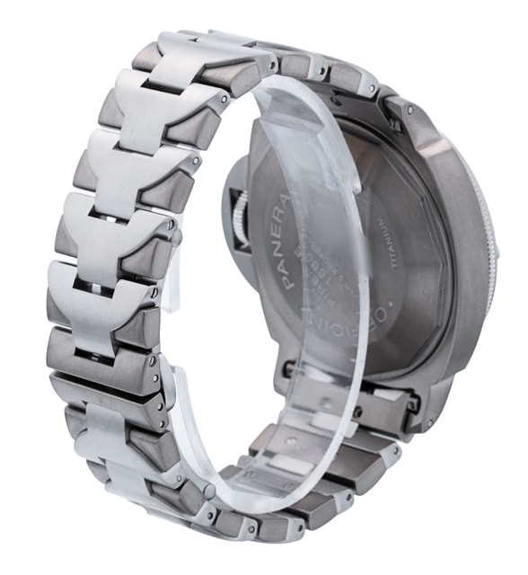 Panerai Luminor Submersible PAM00106 Image 3